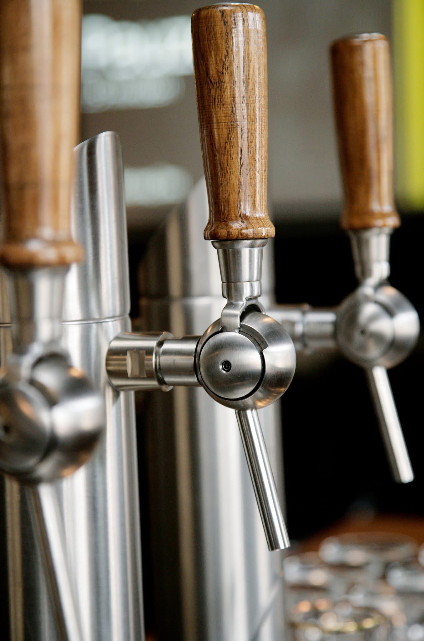 Adviesgesprek over tapinstallatie